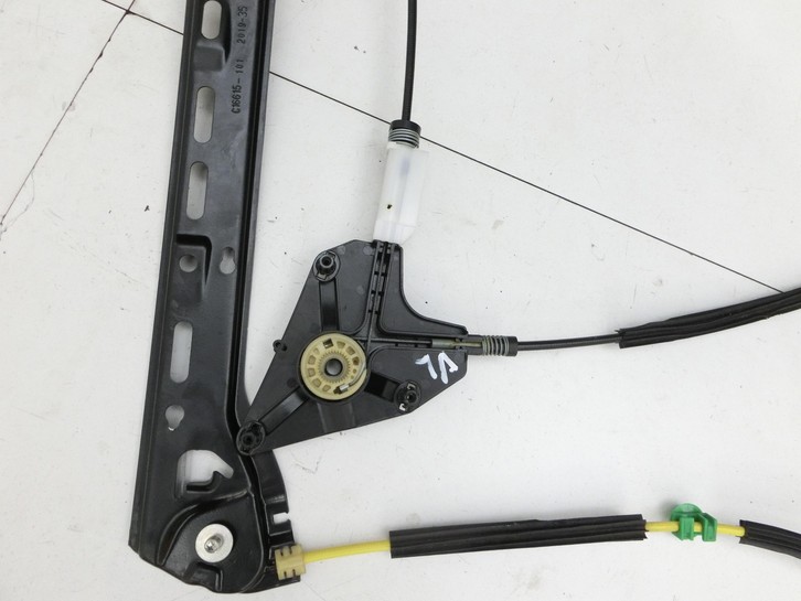 Mercedes C205 C400 15-18 Coupe Fensterheber ohne Motor Vorne Links Mercedes C205 C400 15-18 04.05.2017 A2057200346... Vorschau 2