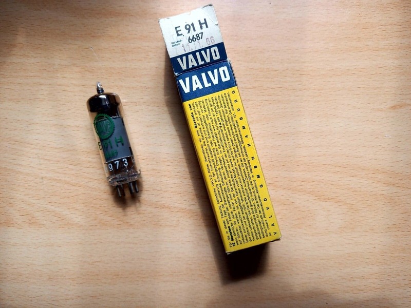 Valvo E91h 6687 (Heptode)  Tube Lampe Tsf Nos