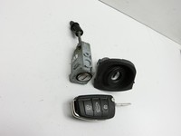 Audi A3 8V 12-16 Schliesszylinder Zündschloss Schlüssel Schliessanlage Audi A3 8V 12-16 17.06.2014 gebraucht Vorschau 3