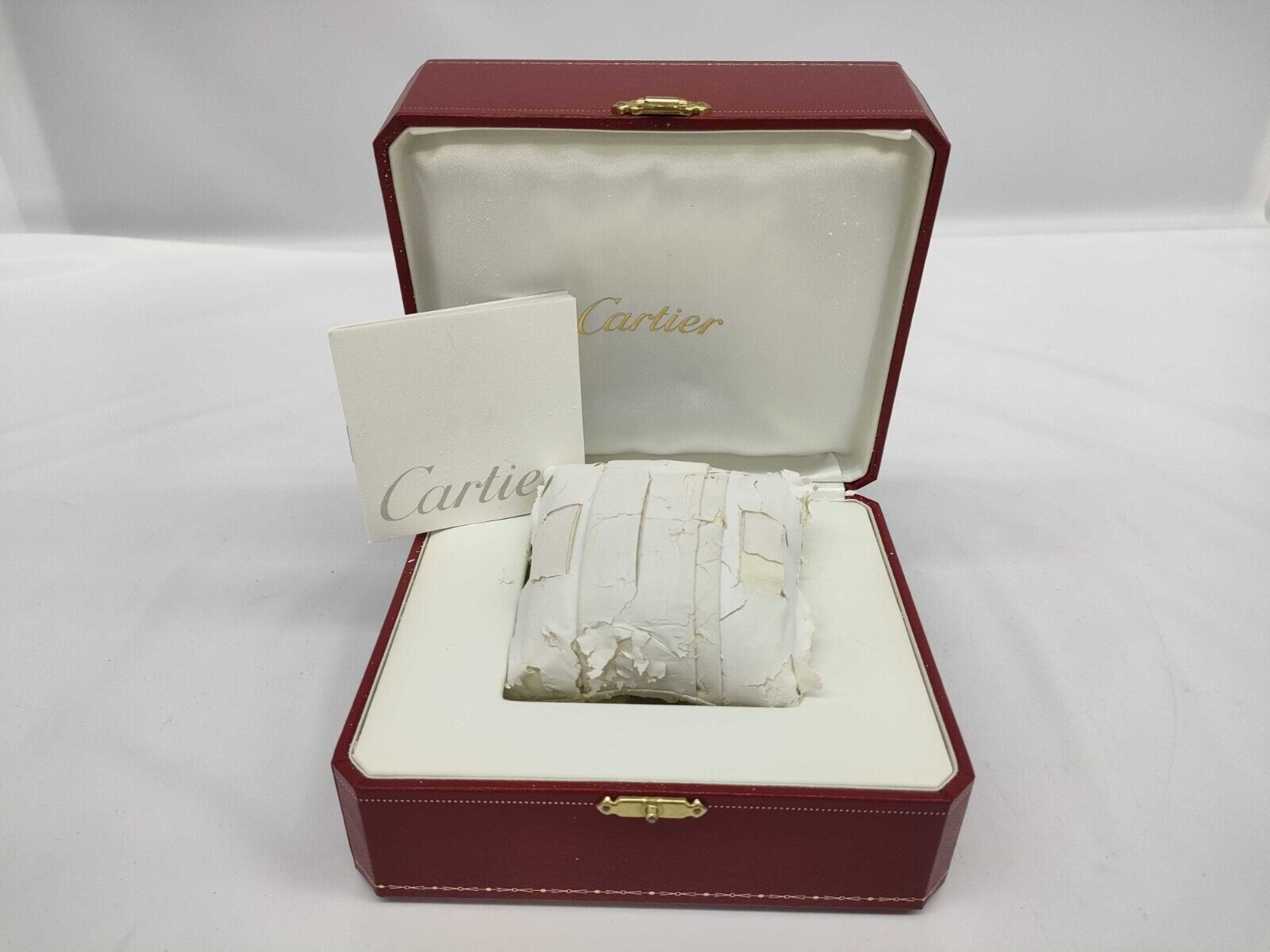 VINTAGE GENUINE CARTIER watch box case wood Booklet red COWA VINTAGE GENUINE CARTIER watch box case wood Booklet red COWA