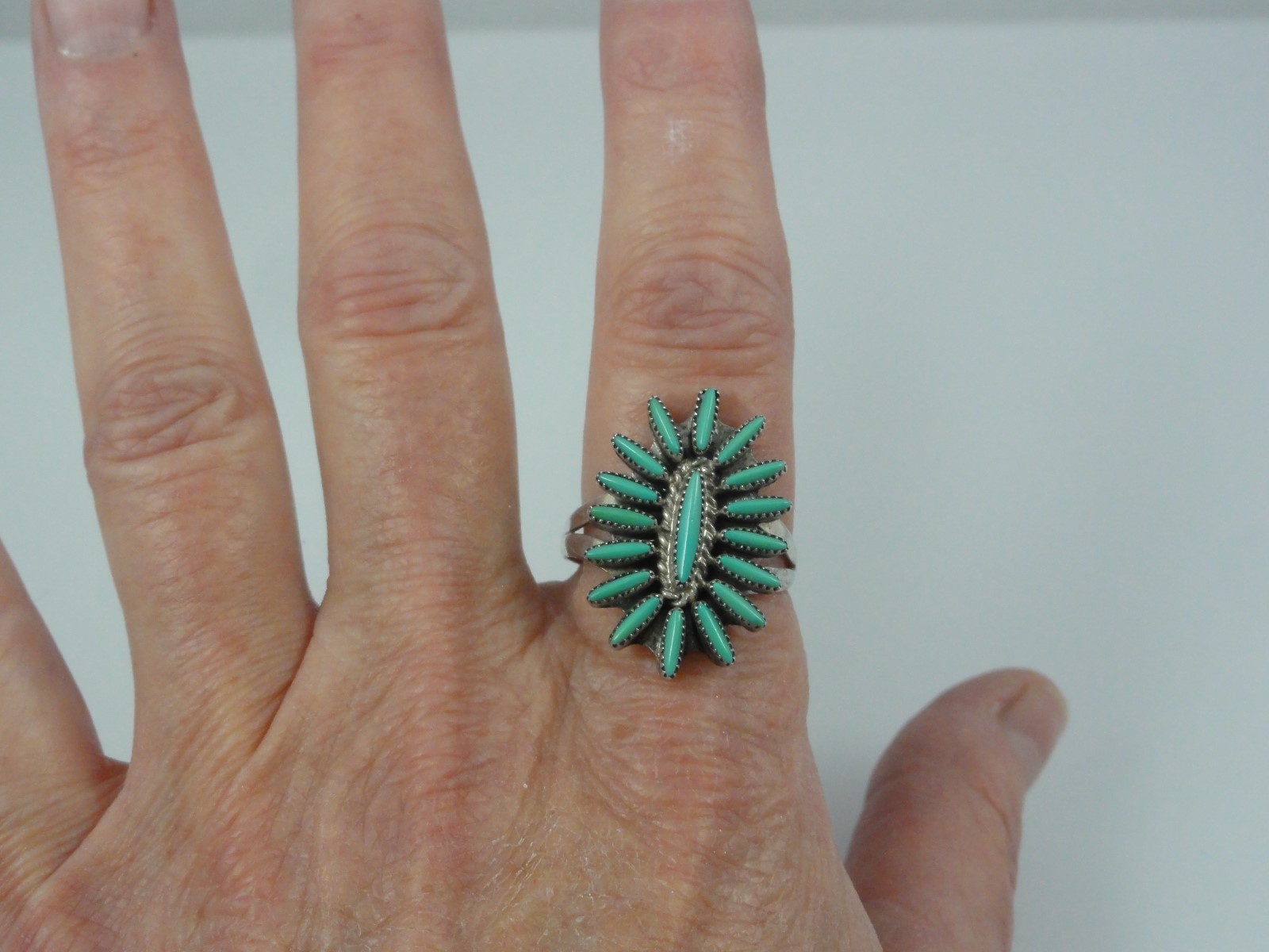 Signed B.W JR Silver Turquoise Petit Point Cluster Sz 9 Ring Southwestern