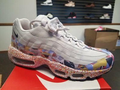 Womens Nike 95 Womens Nike 95