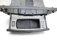 BMW E65 7er 01-05 Ablagefach Staufach Fach Holzdekor BMW E65 7er 01-05 11.09.2003 51458261060 8261060 61.45-8261060... Vorschau 4