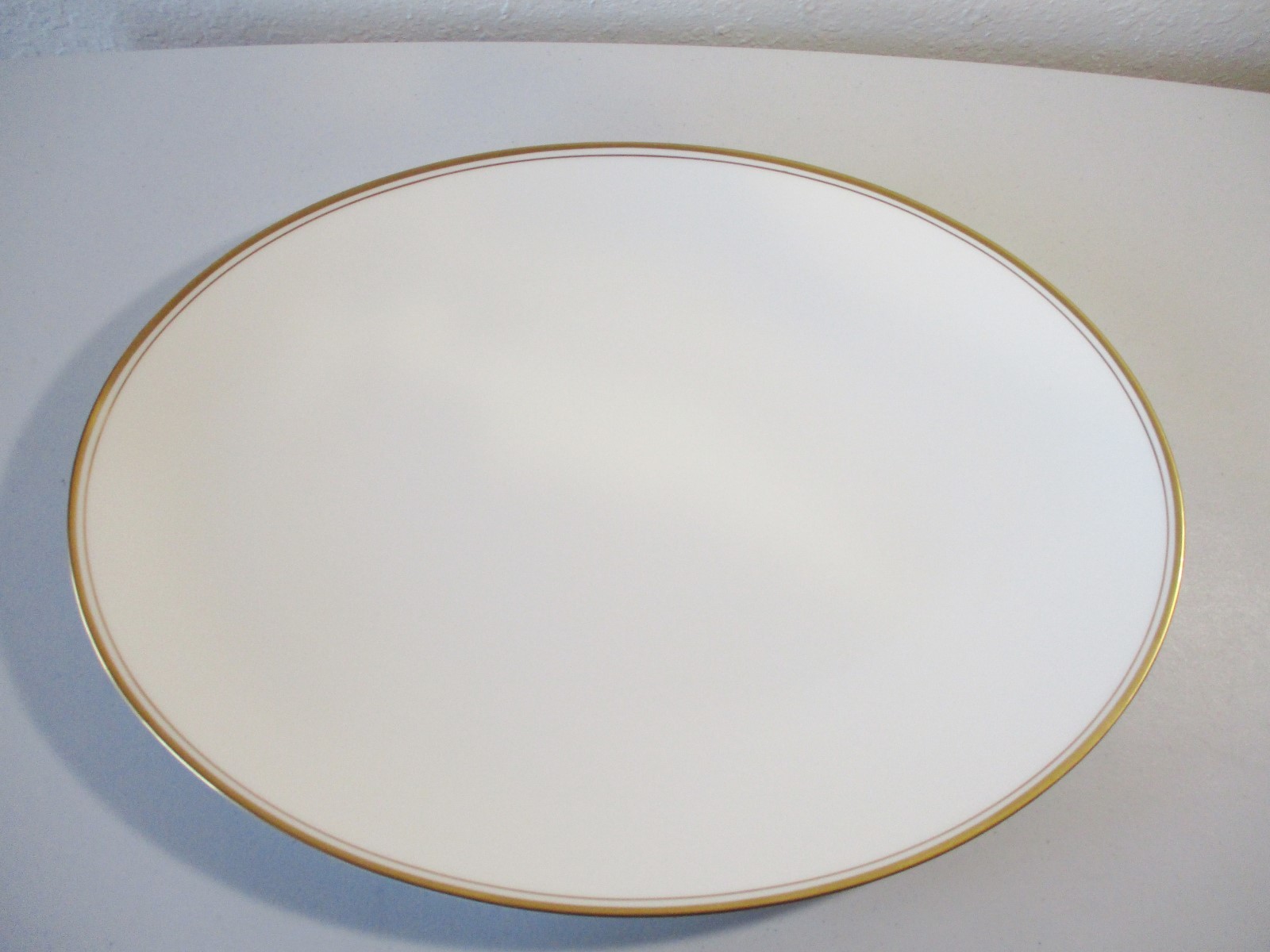 Mikasa Vassar 108 Oval Serving Platter 15 1/8