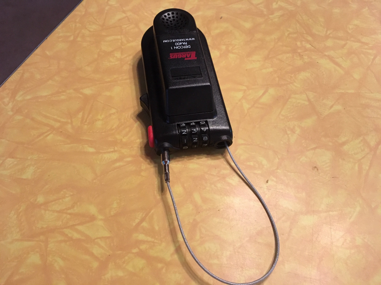 Targus PA400U Defcon Ultra Combination Lock & Alarm