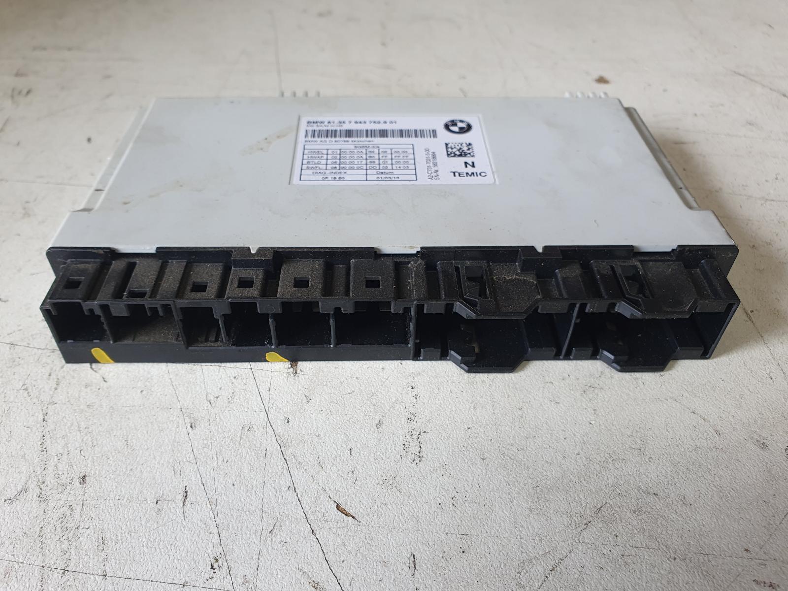 2014 Seat 1 Series BMW F20 RH FRONT (DRIVER SIDE) MODULE 61357943752 image 5
