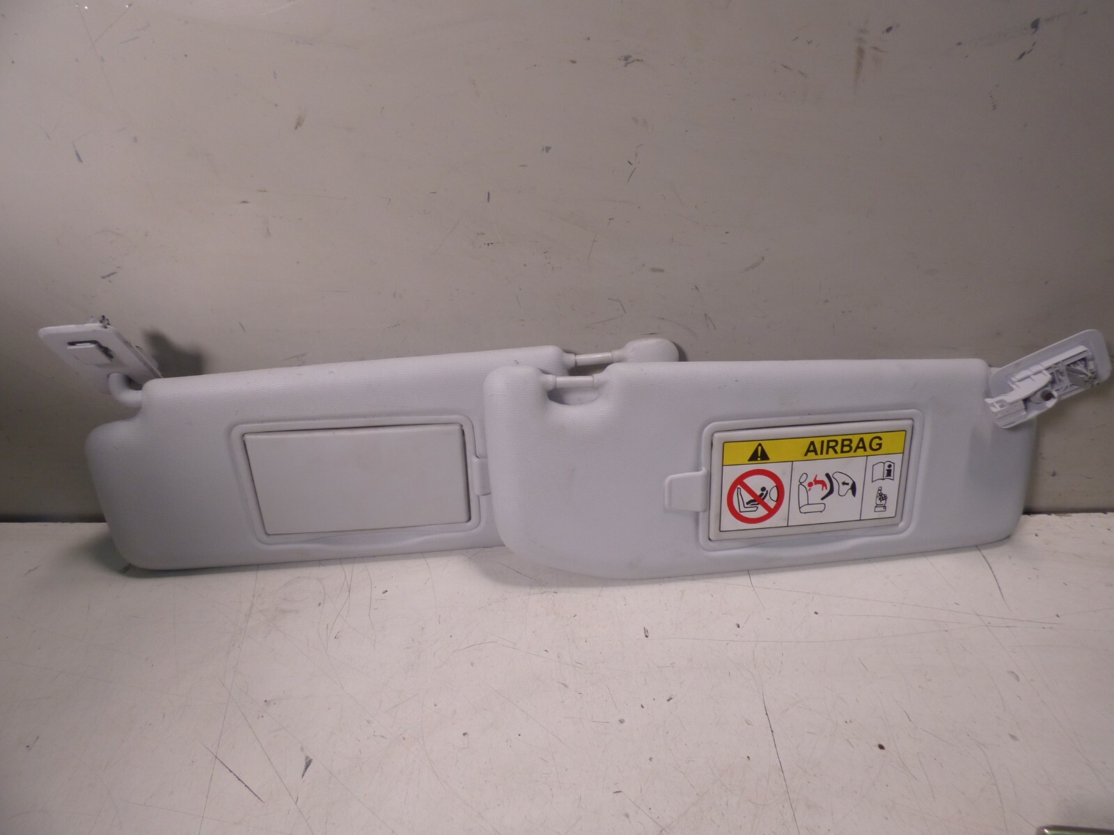 Alette pantine parasole PEUGEOT 208 2015