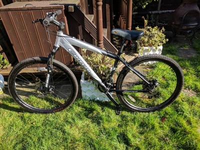 Carrera kraken mountain bike