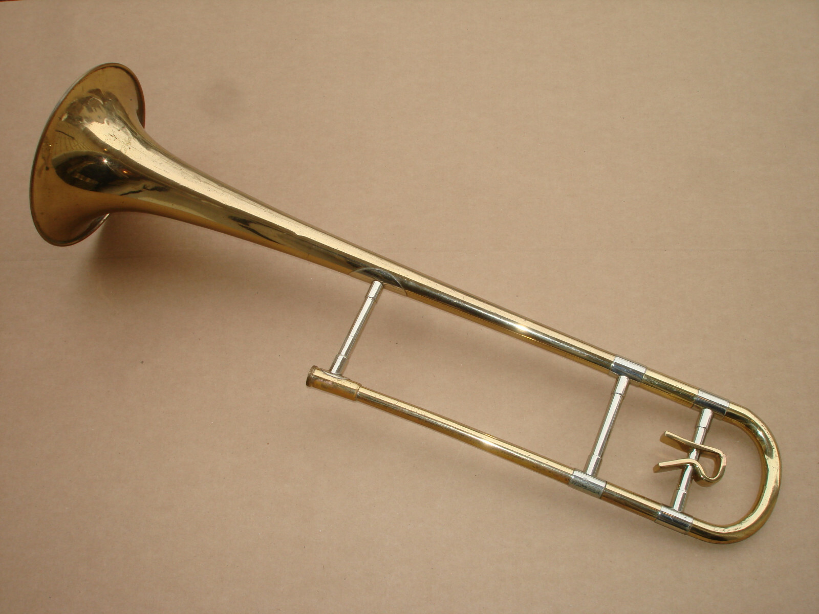 Reynolds Medalist Bb Trombone with Mouthpiece & Case