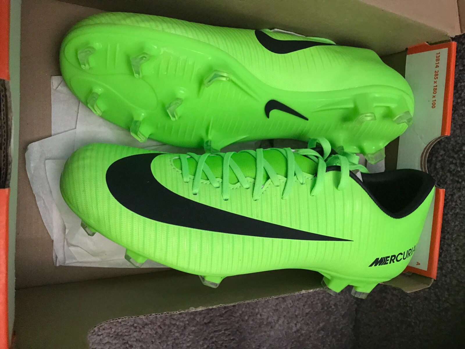 Nike Mercurial Victory VI FG Soccer 