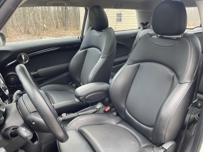 image 10 of interior