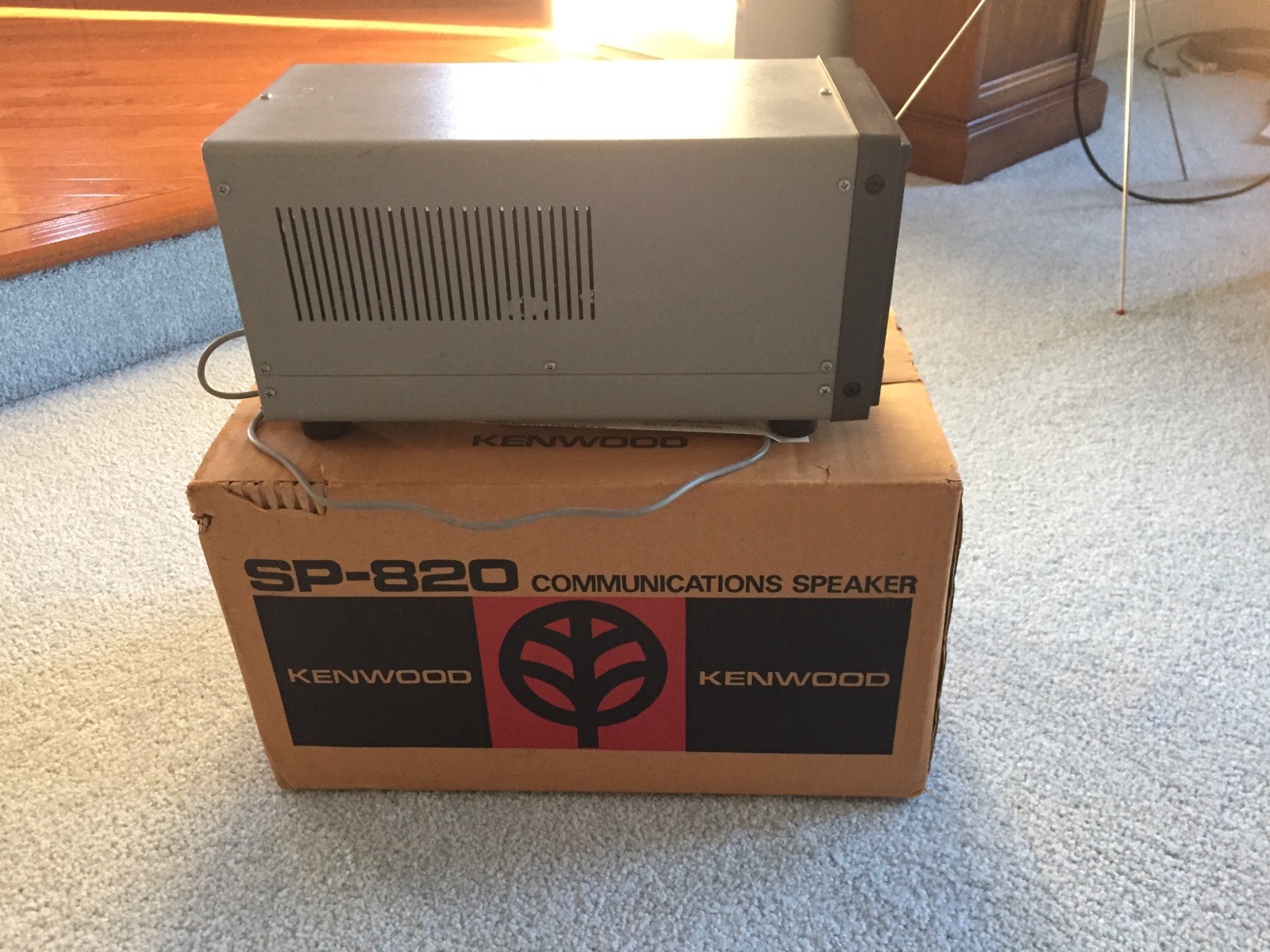 Kenwood SP-820 Speaker with Original Box - Excellent Shape !