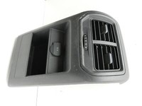 VW Golf Sportsvan 14-20 Luftdusche Luftdüse Mitte Hinten VW Golf Sportsvan 14-20 22.03.2016 gebraucht Vorschau 4