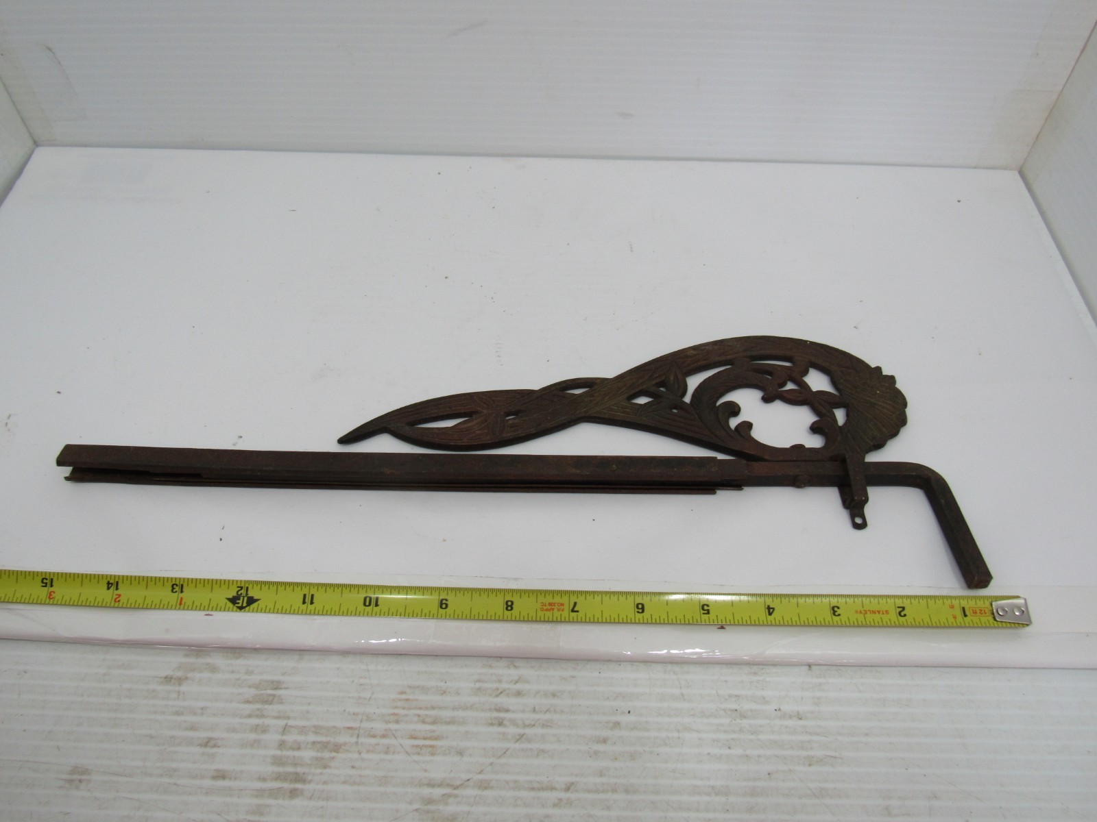 Vintage Antique Style Cast Iron Sign Holder Adjustable Length Bar