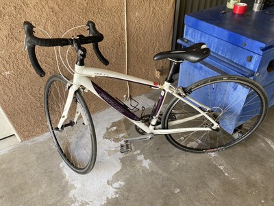 specialized dolce 44cm