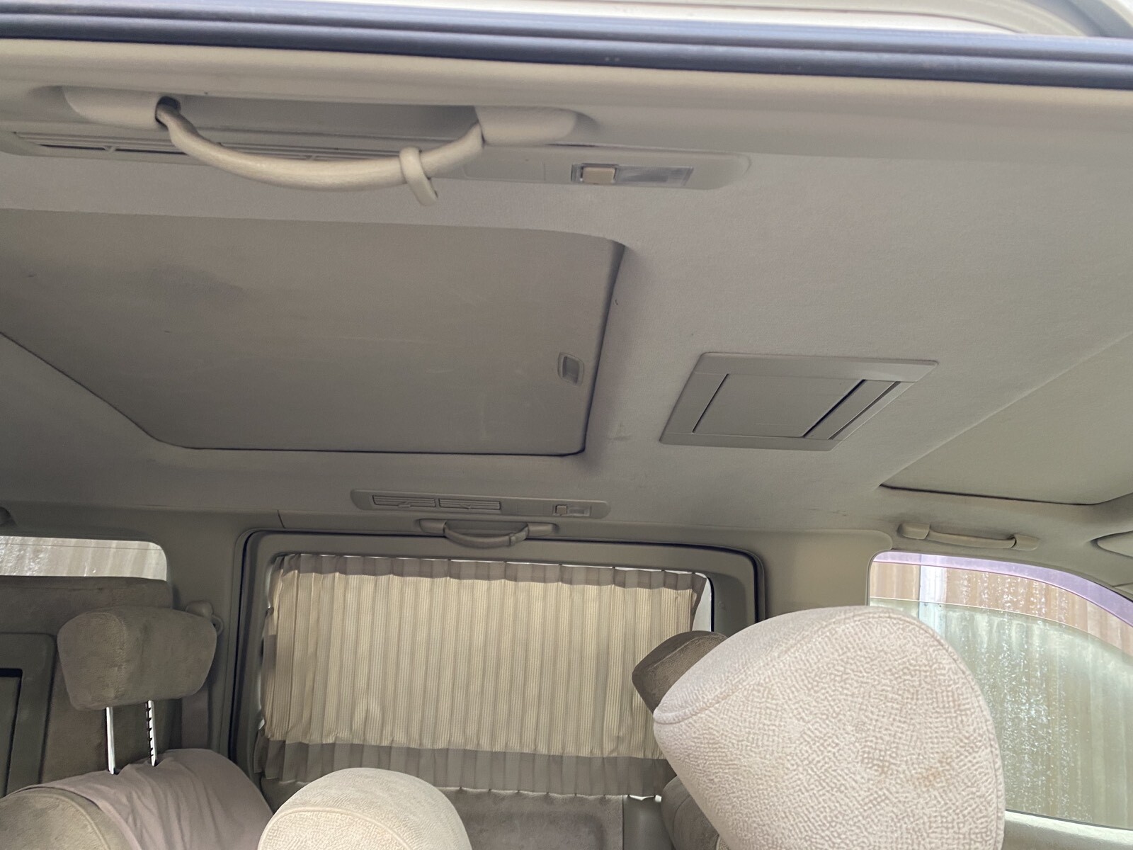 0 Nissan ELGRAND E51 COMPLETE CAR WRECKING image 9
