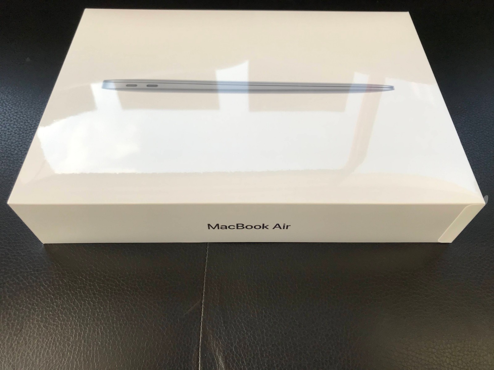 Apple MacBook Air Core i5 ノートパソコン （V26） Amazon.com: Apple 2019 MacBook Air with 1.6GHz Intel Core i5