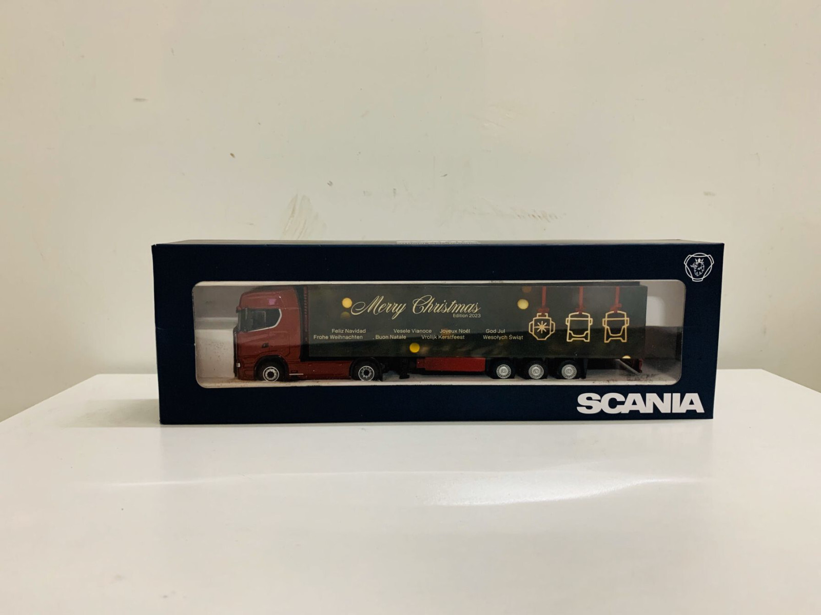 プイタ SCANIA3台&Tekno1台セット Tekno Scania Christmas Edition 2023 1:87 Scale DieCast Model