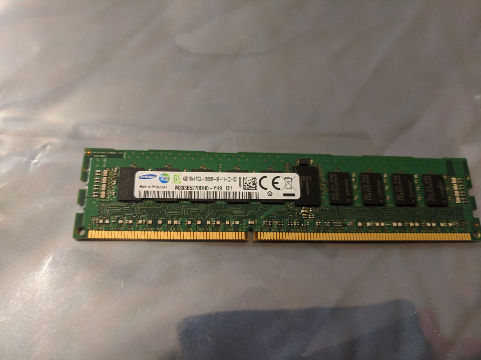 Модуль памяти ddr3l 16 gb hynix original hmt42gfr4a-h9 hc3-10600 1333 mhz ecc registered 2rx4 cl9 rt. Ddr3 4gb pc3 10600. Dell 370-1333u2. Ddr3 4gb pc3 10600. Samsung ddr3 4gb pc3 10600.
