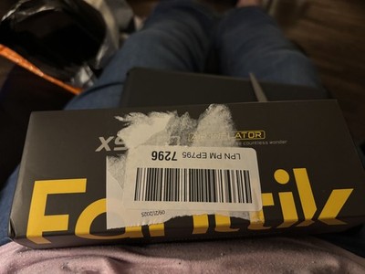 Foto dell'oggetto di un acquirente verificato