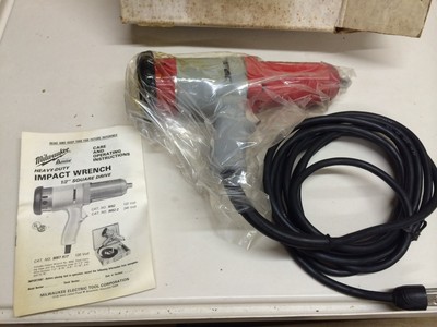 New Milwaukee 9052 1/2