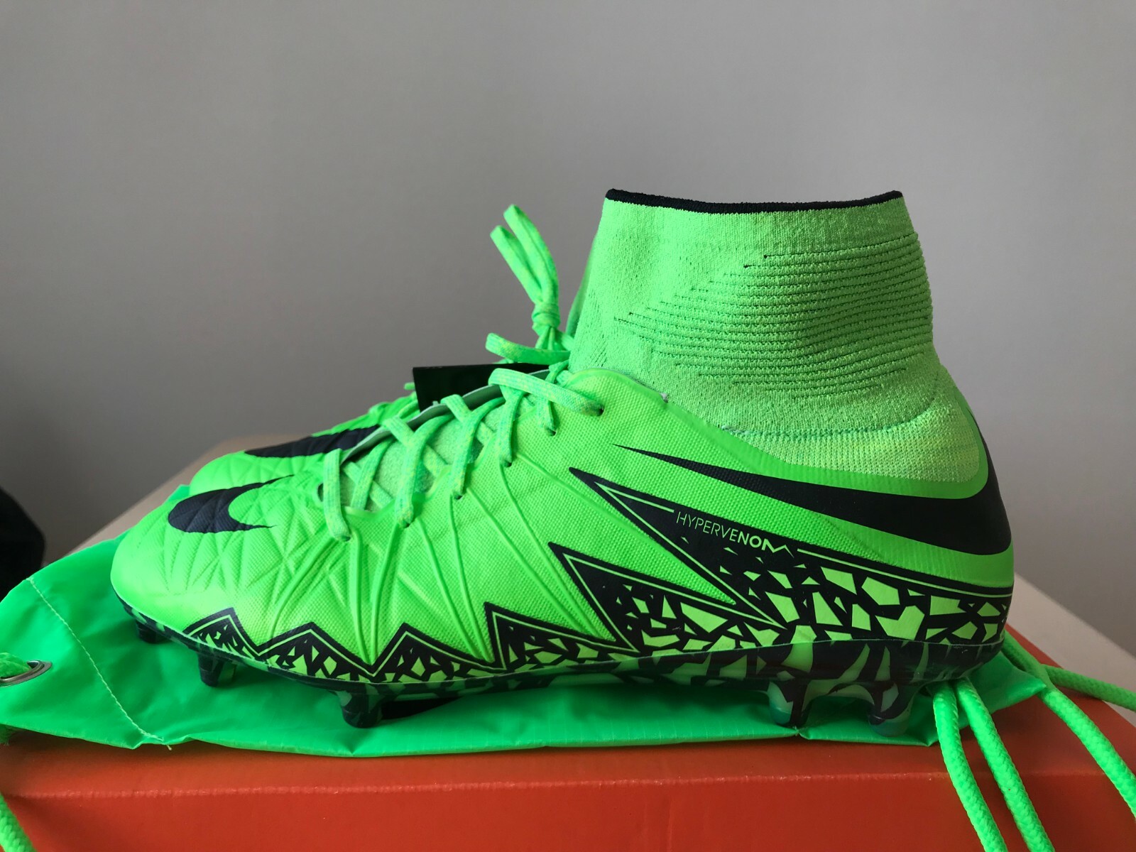 nike hypervenom size 12