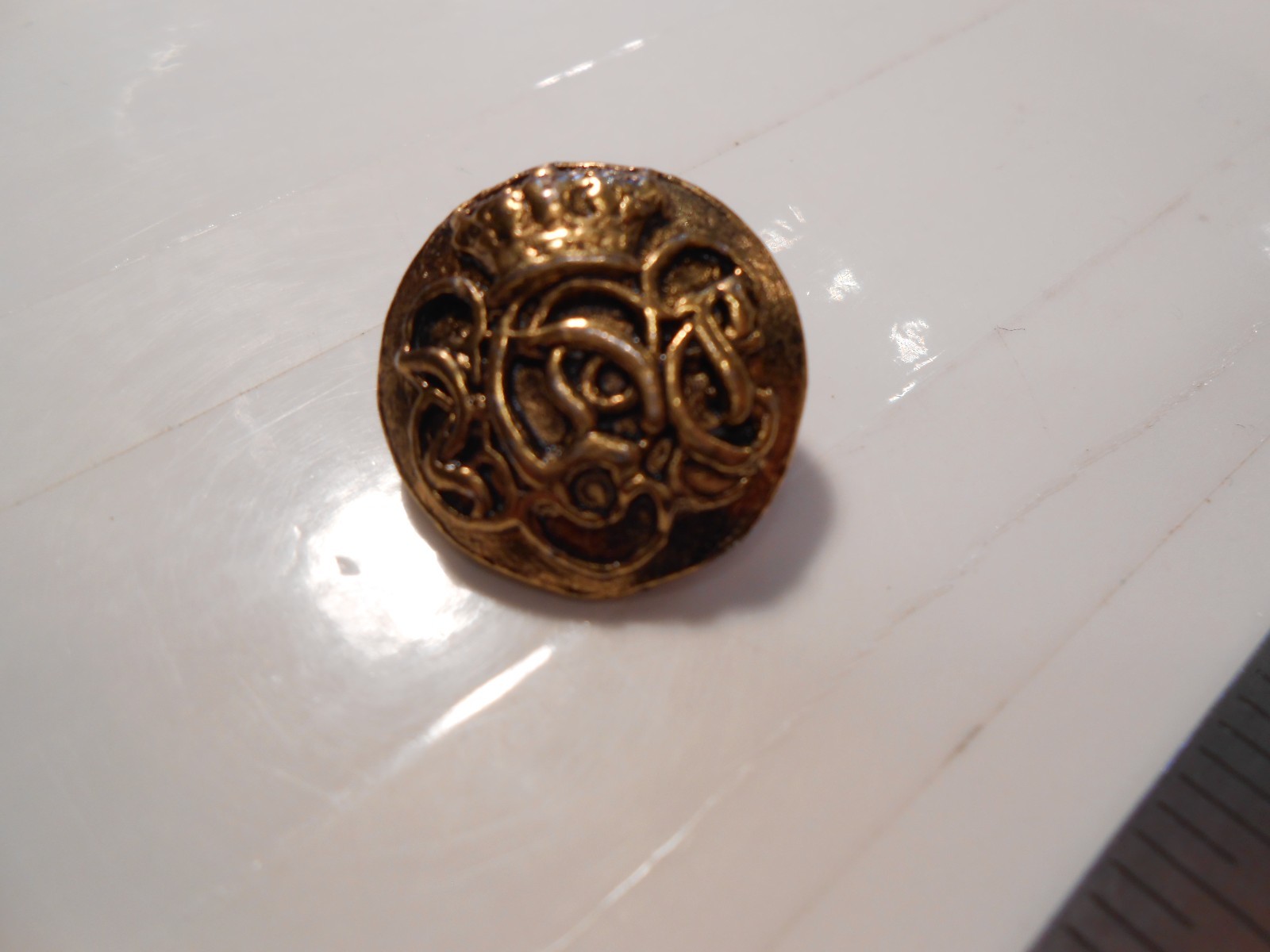 Domed Brass or Gold toned buttons! Heavy feel! (6 big & 3 small) Royal design!!!