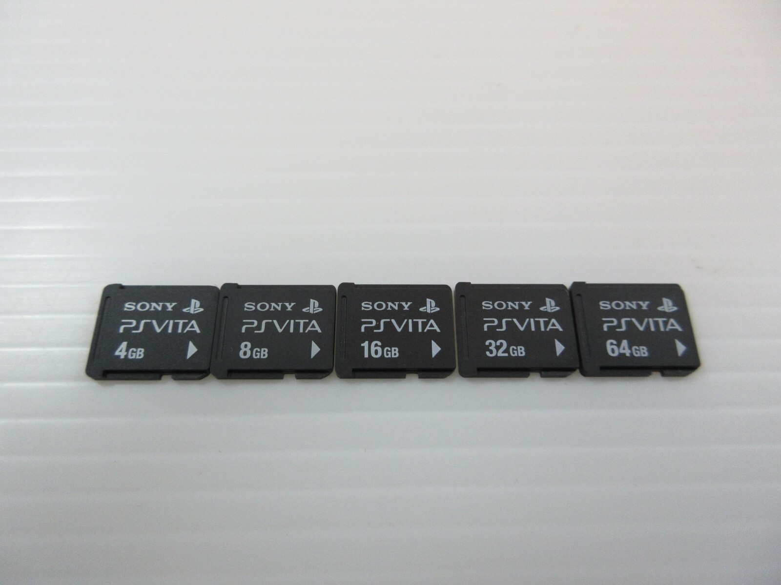 PSVITA 64GBメモリーカードセット : PlayStation Vita メモリーカード 64GB (PCH-Z641G