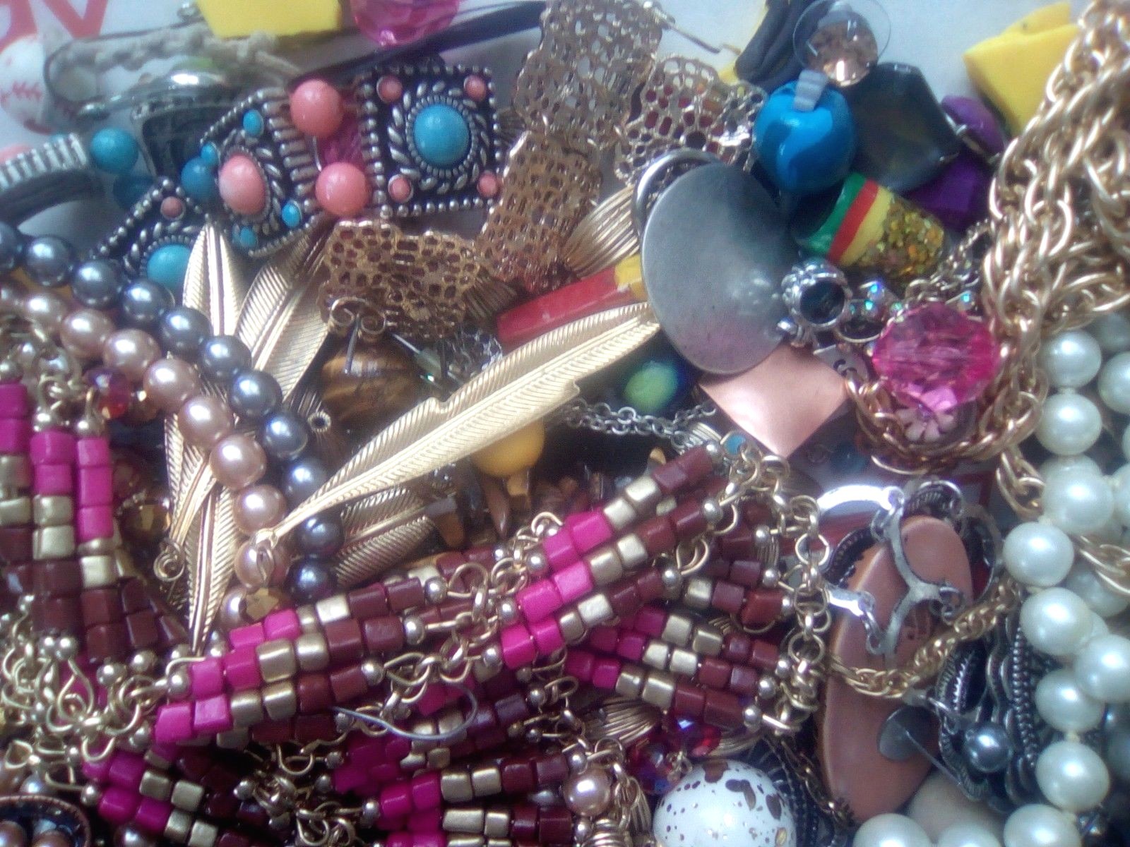 broken jewelry buy the pound. 4LB findings for jewelry making, repair, or crafts