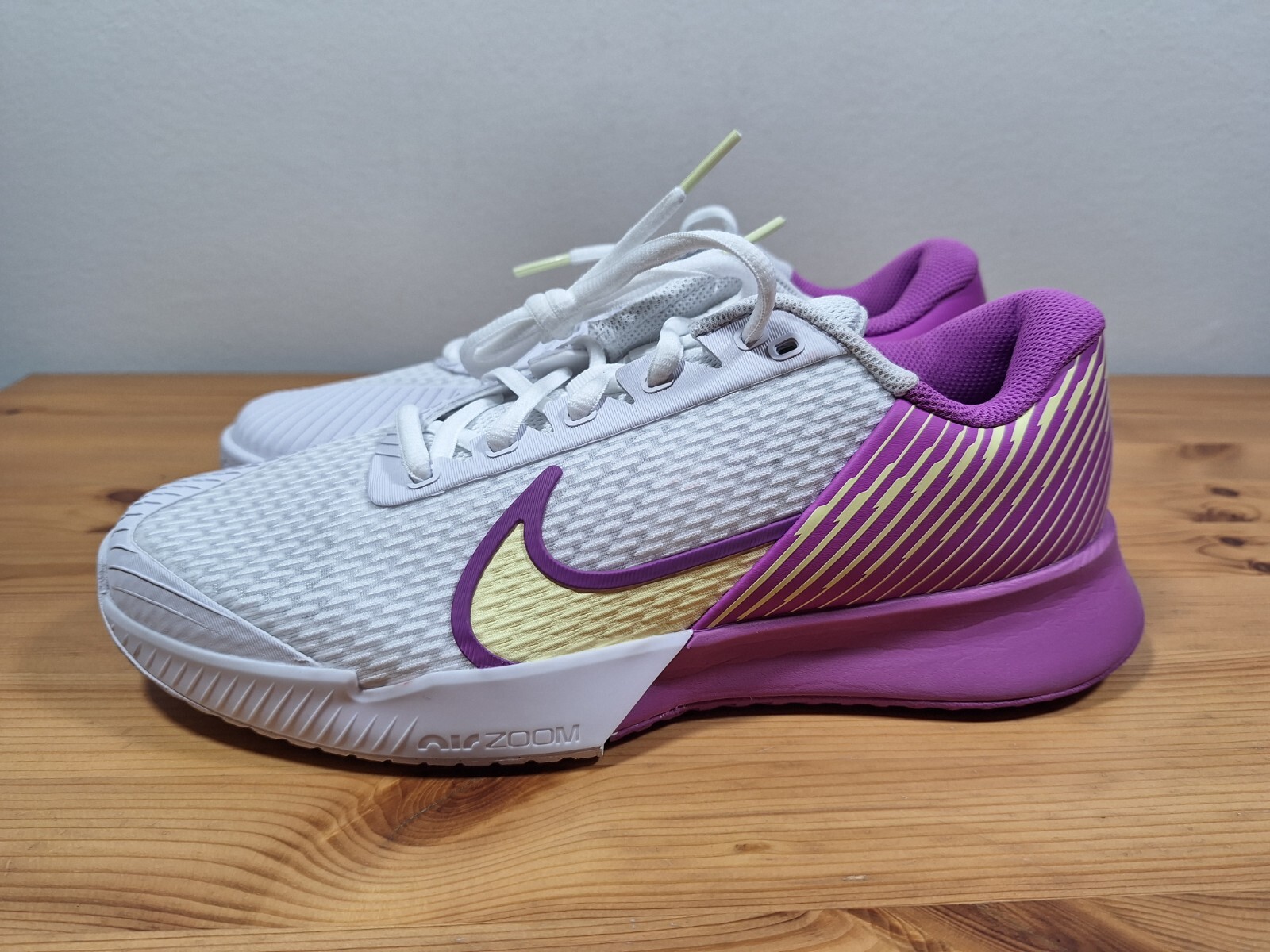 nike zoom vapor posite