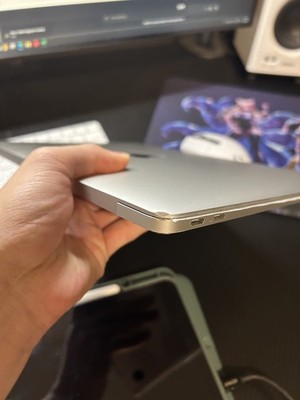 Apple MacBook Pro 2020 13インチ 1.4GHz 8GB 2020 Apple MacBook Air 13.3