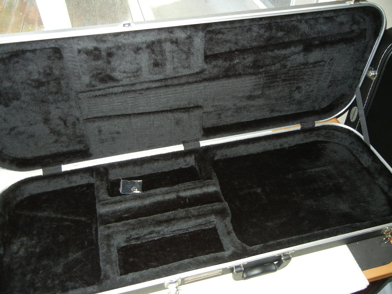 RoadRunner Molded BLACK Solid Body Electric Guitar HARDSHELL Case