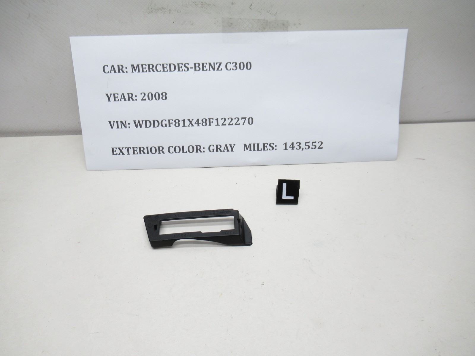 2008-2011 Mercedes C300 Door Lock Switch Button Holder Cover A2047271188 OEM