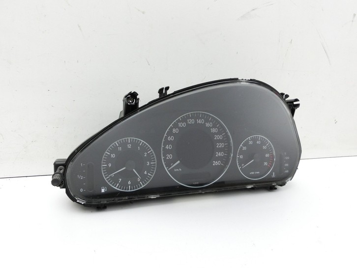 Mercedes W211 E200 02-06 1,8 120KW Kombiinstrument Tacho Anzeige 260 km/h Benziner Mercedes W211 E200 02-06... Vorschau 2