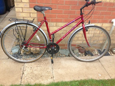 Ladies Apollo Radius bicycle. NN4 (Wootton Fields) collection