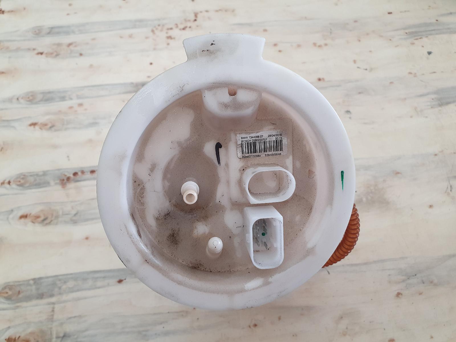 2016 Bmw 4 Series FUEL PUMP PETROL 2.0 B48 IN TANK (PUMP AND SENDER) F33 09/13-0 image 5