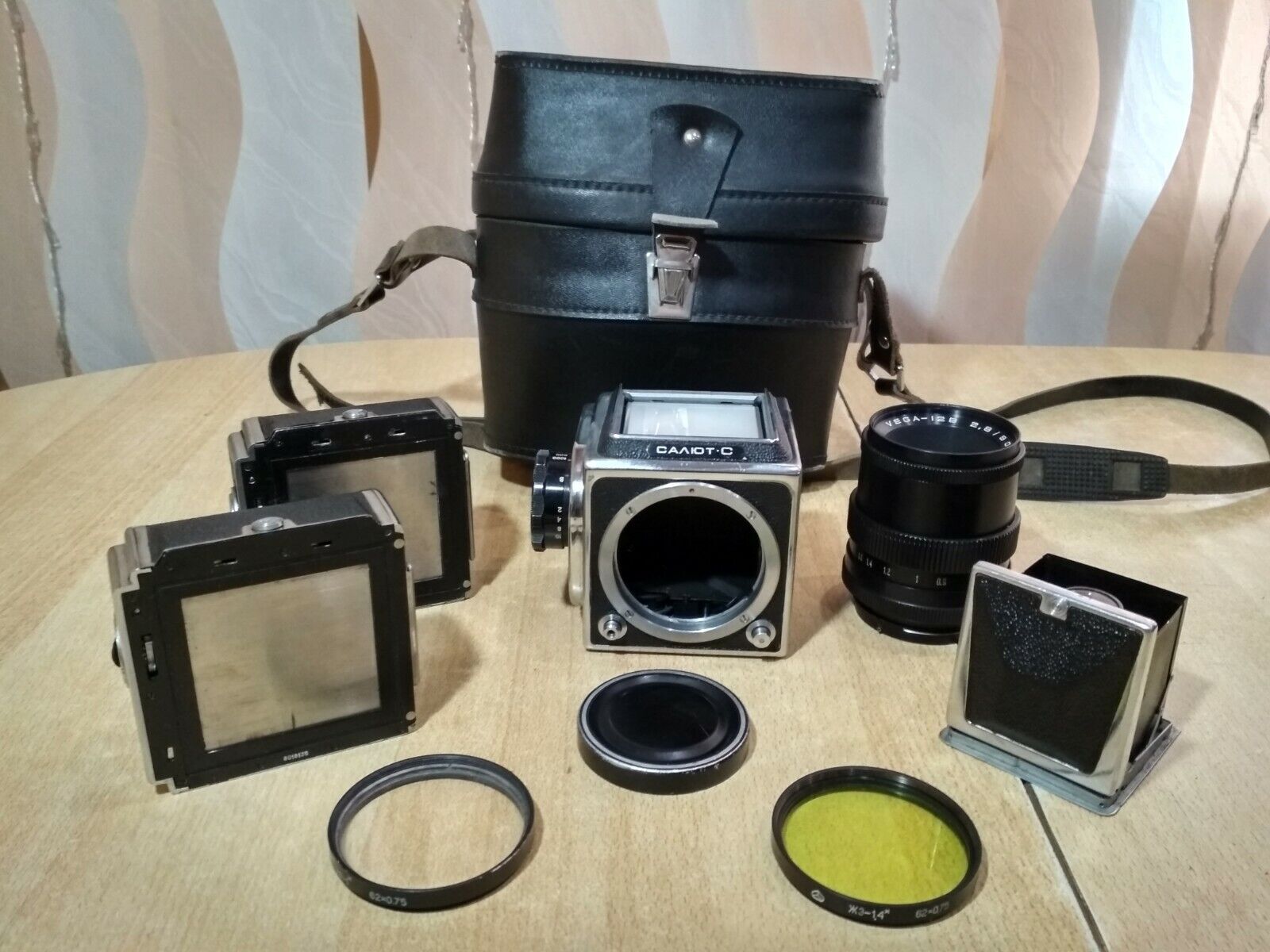 SALUT-C CLA (Kiev-88 Hasselblad) 6x6 SLR Medium Format SALUT-C CLA (Kiev-88 Hasselblad) 6x6 SLR Medium Format