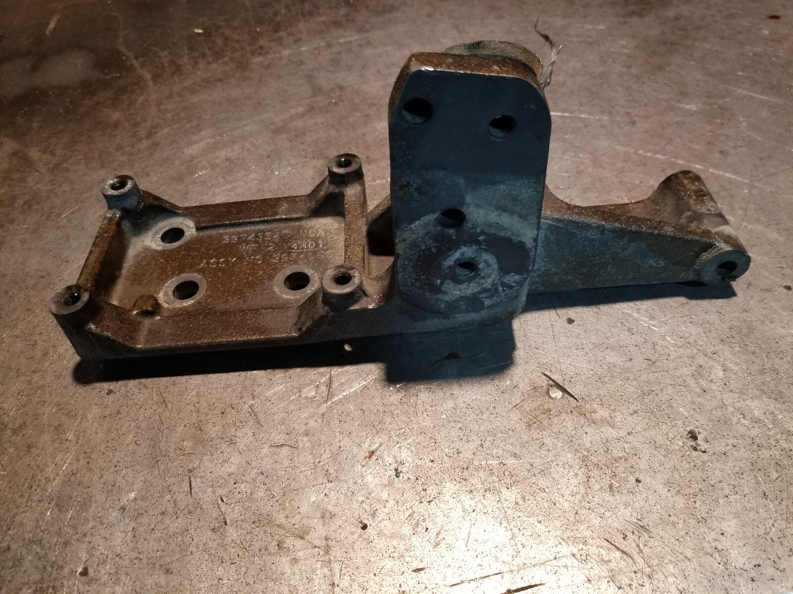 03-07 Dodge Ram Cummins 5.9L Engine 3974354 Ac compressor bracket 3974355 - Picture 1 of 6