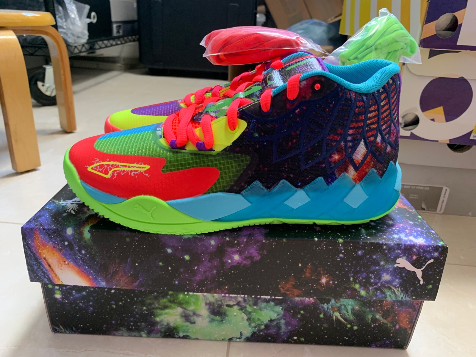 Pre-owned Puma Mb.01 Be You Lamelo Ball Boys Gs Kids Youth Green Gecko Red Blast 376889-01