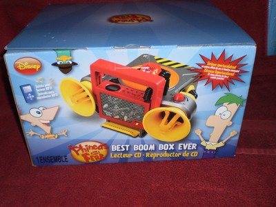  DISNEY Phineas And Ferb Best Boom Box Ever, CD Player, New In Box  GREAT SOUND