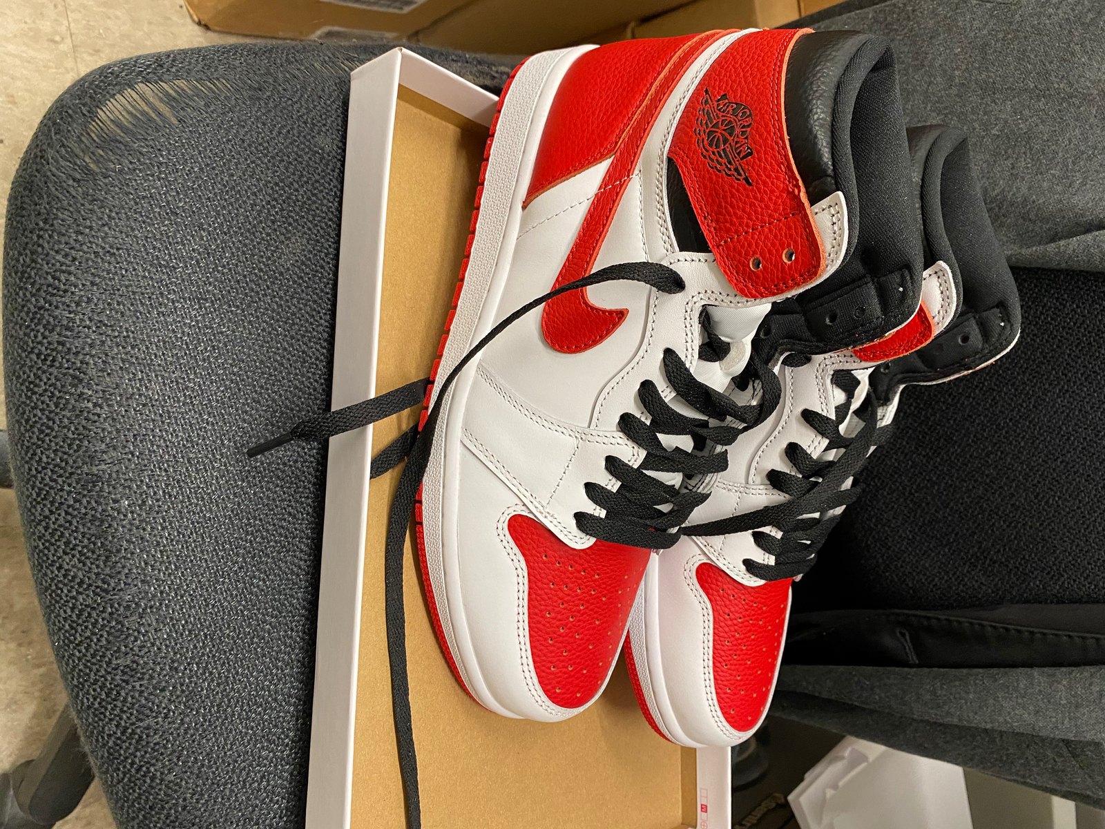 New! Nike | Air Jordan 1 Retro High OG Stealth | Size New! Nike | Air Jordan 1 Retro High OG Stealth | Size