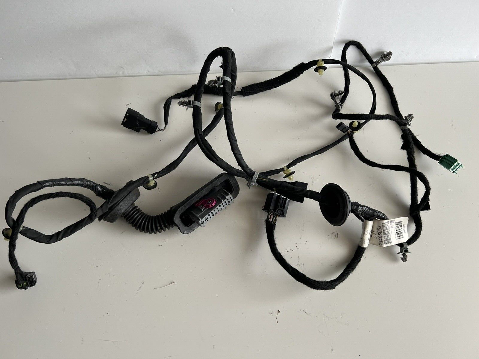 2016 2017 2018 Chevrolet Malibu left rear door wiring harness p/n