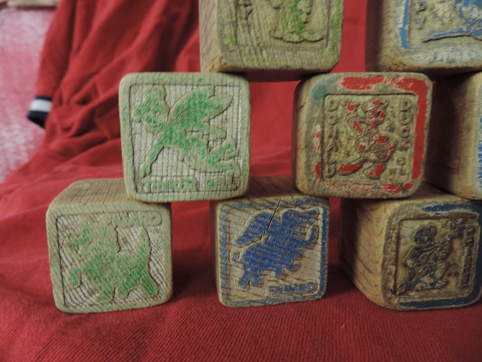 ANTIQUE VINTAGE CHILDRENS WOODEN ALPHABET BLOCKS Abc Disney