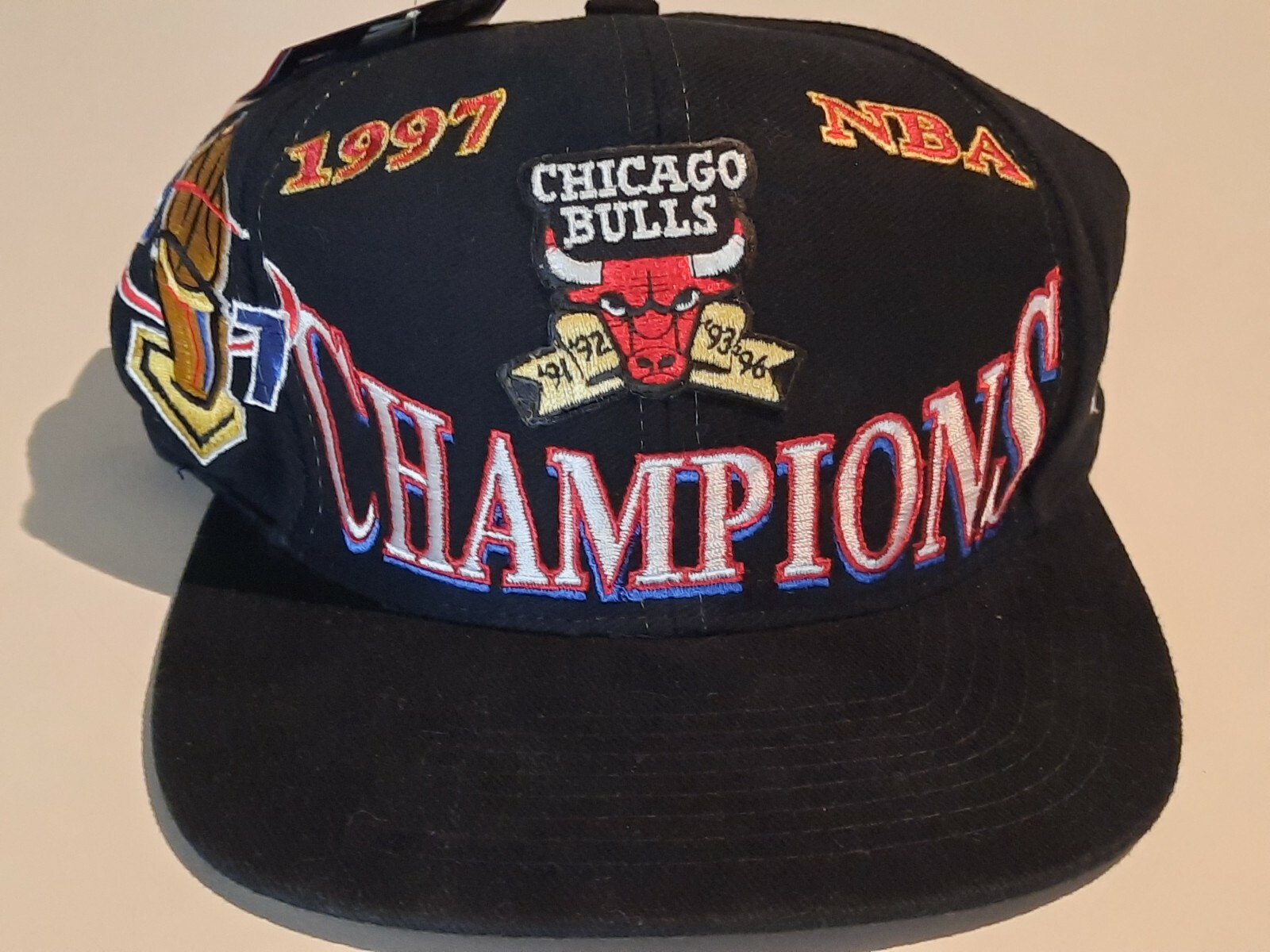 Chicago Bulls 1997 Championship Vintage Snapback Hat Champions のeBay公認海外通販|セカイモン Chicago Bulls 1997 Championship Vintage Snapback Hat Champions のeBay公認海外通販|セカイモン