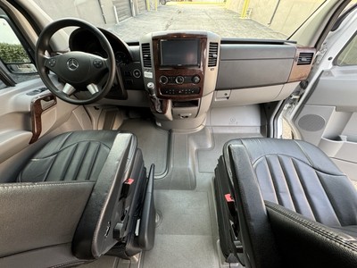 image 4 of interior