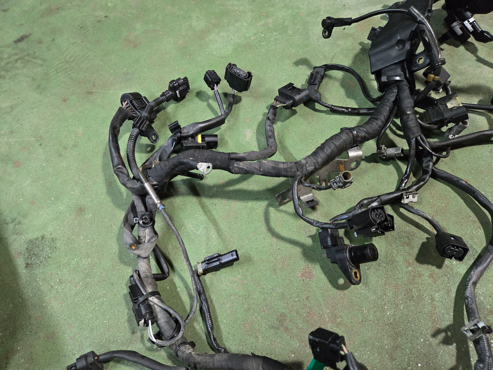 A6511509256 MERCEDES ENGINE WIRING HARNESS 1 BROKEN CONNECTOR - Picture 8 of 17