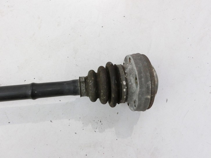 BMW X1 E84 LCI 12-15  2,0d 160KW 4WD Antriebswelle Gelenkwelle Rechts Hinten BMW X1 E84 LCI 12-15 29.10.2012... Vorschau 3