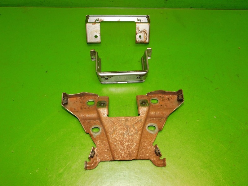 04-08 TSX OEM center console armrest metal mount brackets SET
