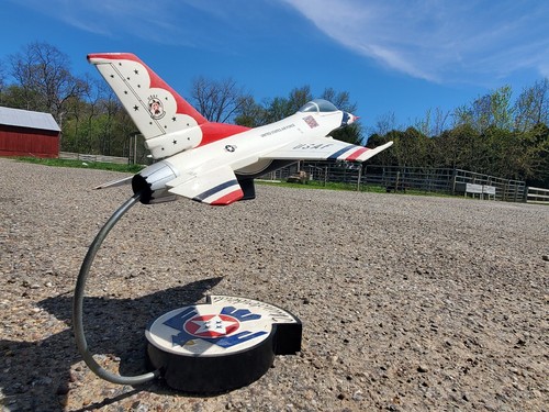 F-16 ✨THUNDERBIRDS×２箱 ✨1/１４４✨６機体セット❗昔の新品 USAF F-16C Fighting Falcon Thunderbirds (Set of 2) (Plastic