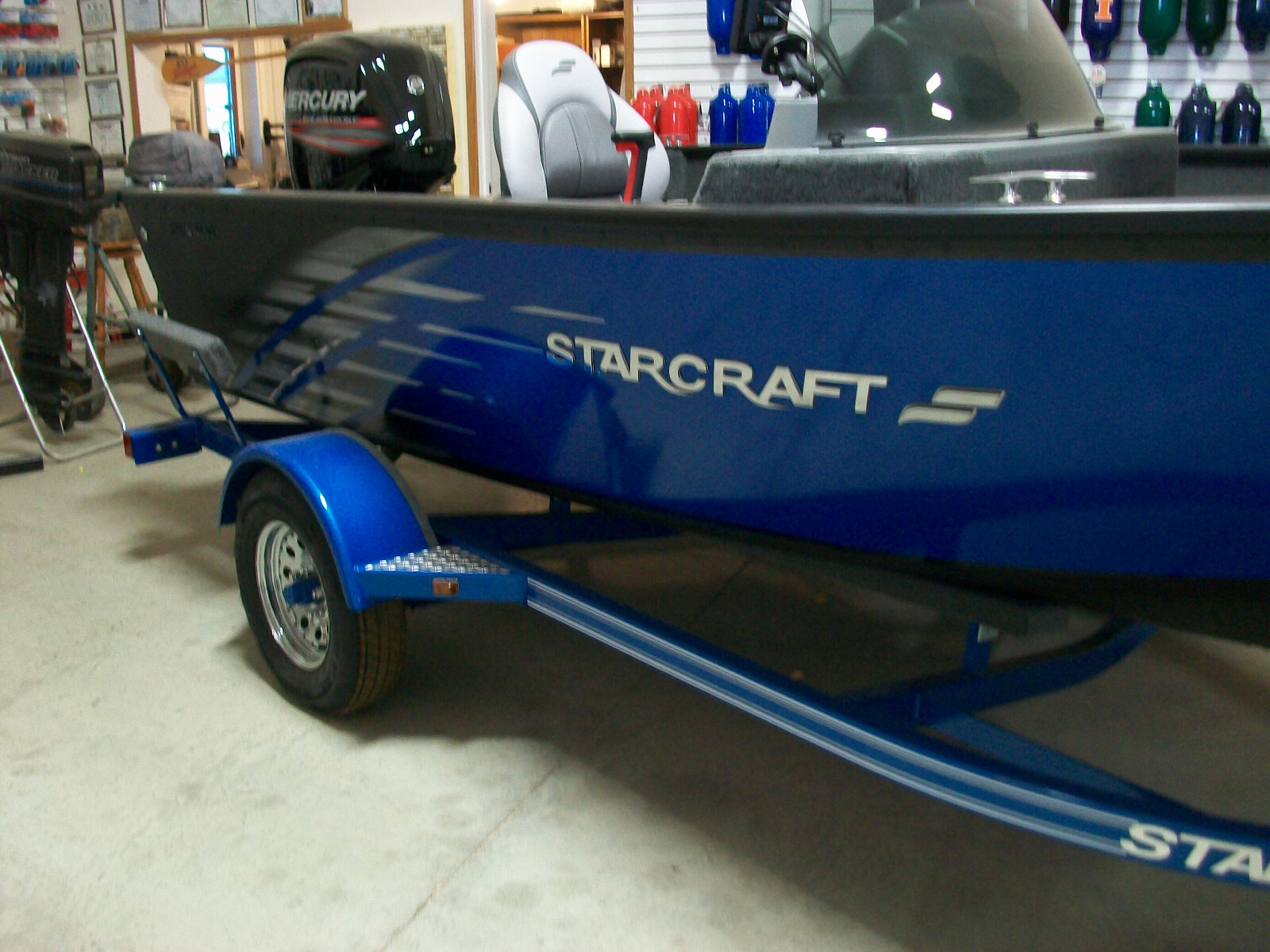 2017 STARCRAFT STEALTH 166SC W/ MERCURY 75HP 4-STROKE & TRAILMASTER TRAILER
